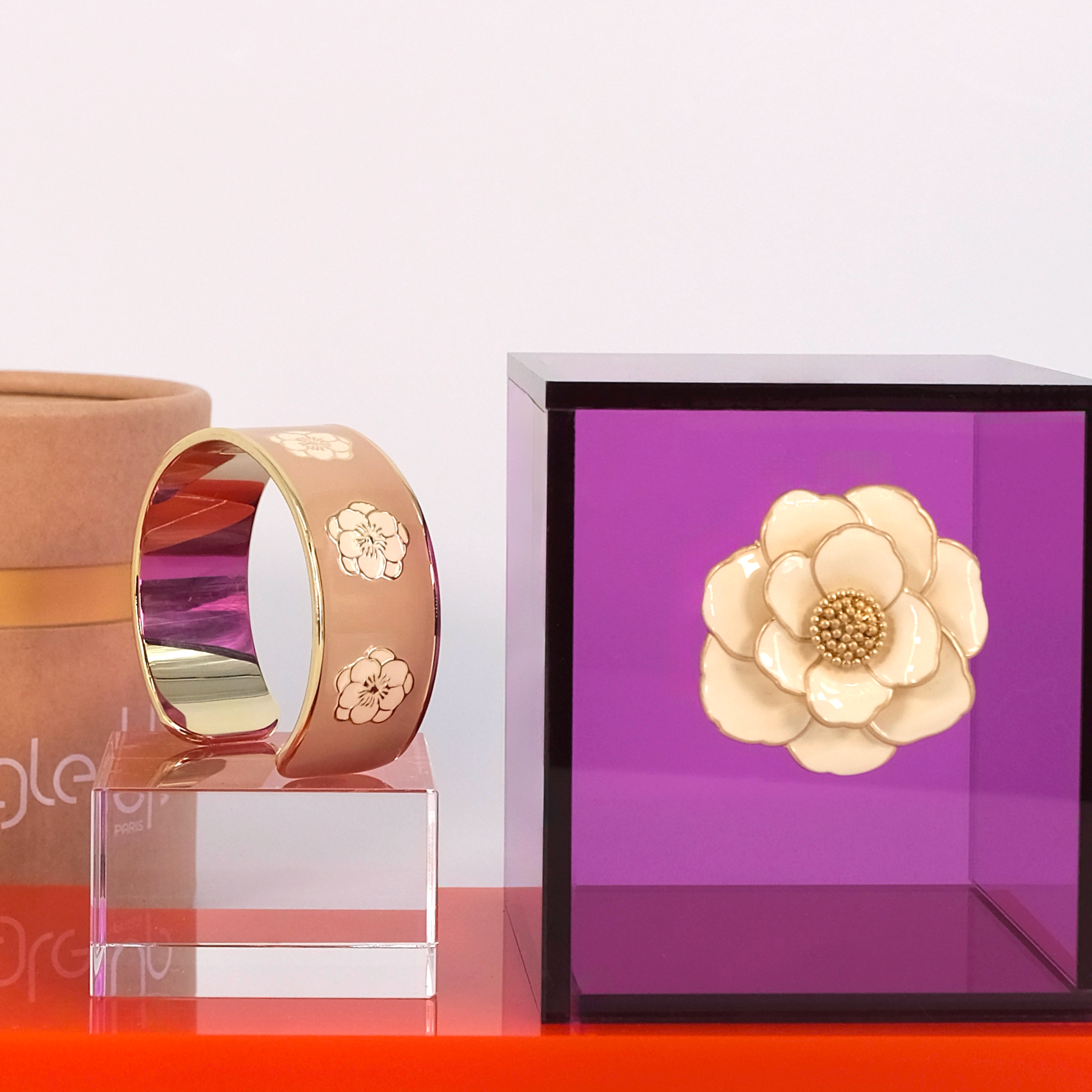 Coffret Mini Pendentif et Jonc Peony - Blanc Sable et Beige